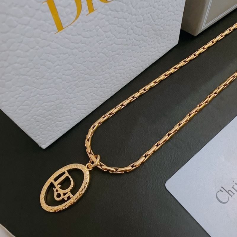 chr1st1an D10r necklaces
